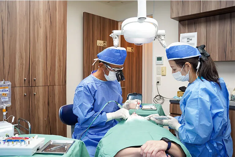 2 インプラント体の埋め込み手術